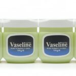 VASELINE PURE PETROLEUM JELLY MEDIUM 100 G